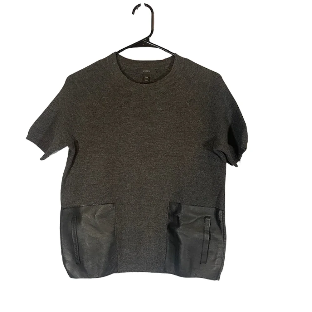 J. Crew Gray Wool Knit Short Sleeve Sweater Leather Patch Pocket Women Sz XXS